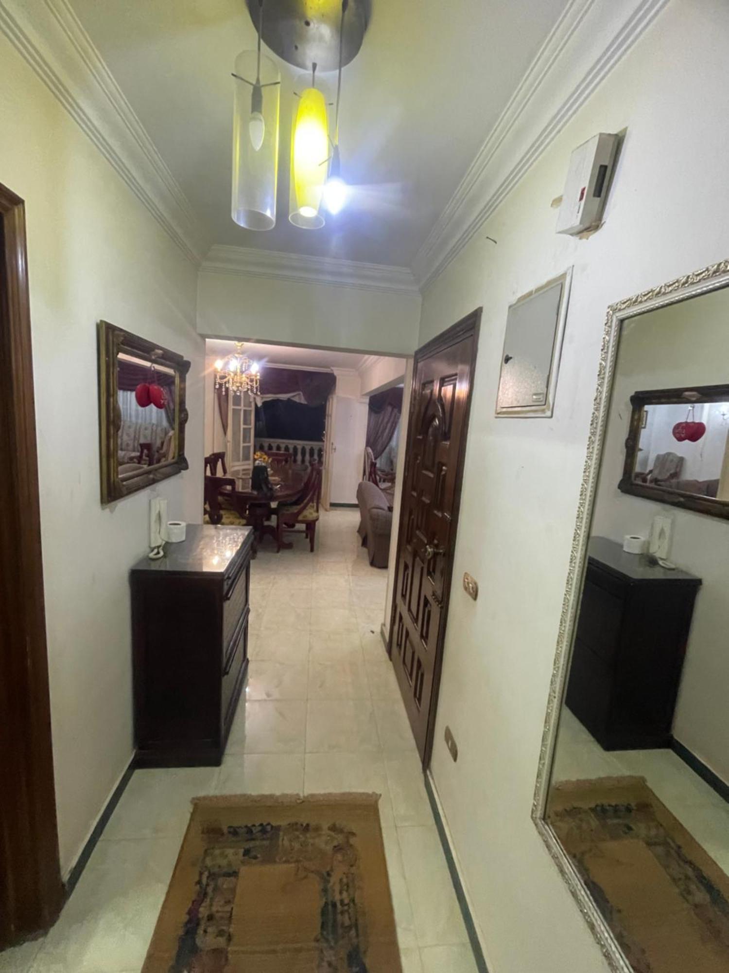 Adam Makram Ebid Apartment